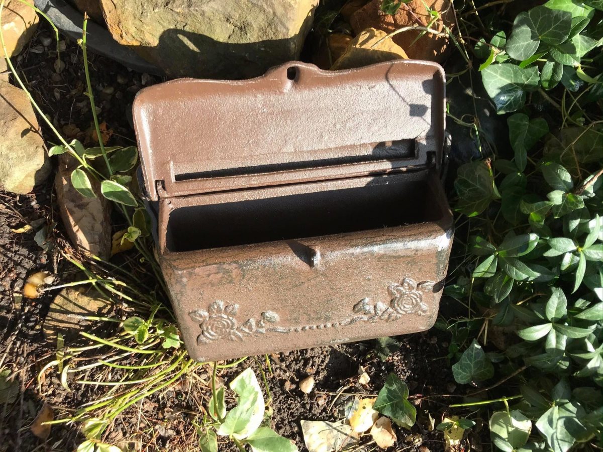 POŠTOVNÍ SCHRÁNKA LITINA - Obrázek 2