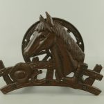 DRŽÁK NA ZAHRADNÍ HADICI